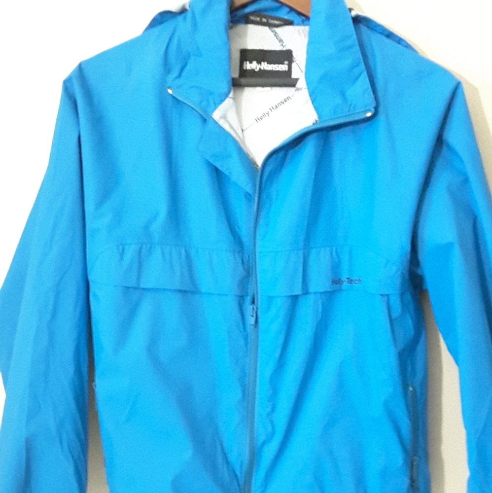 Helly- Hansen